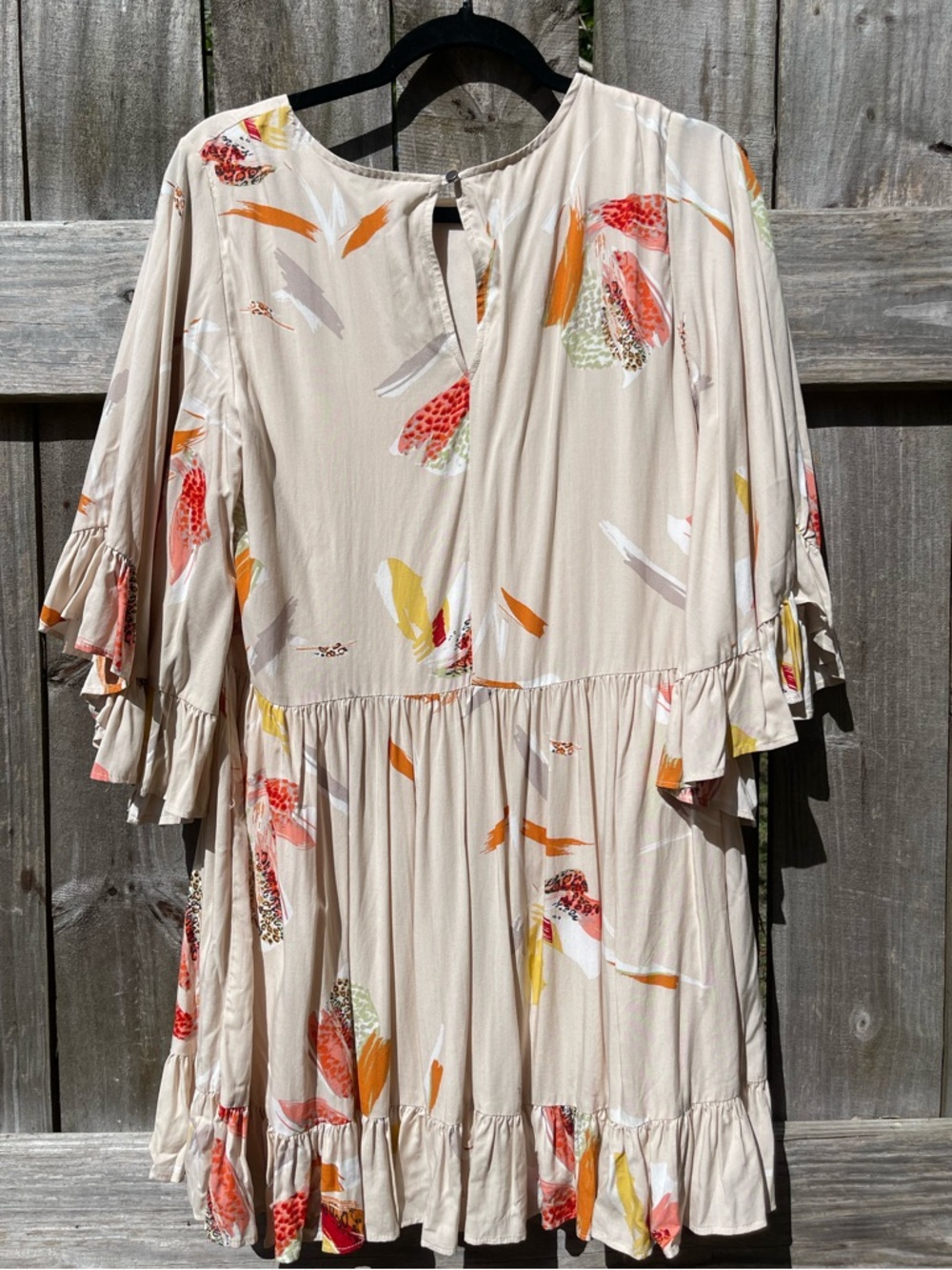 Caramela Cream Dress with Red-Orange Floral Accent NWT Sz M - Picture 10 of 13
